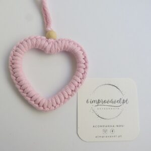 Coração em macramé 7 cm (cores suaves)